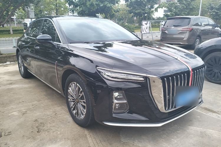 Used Hongqi H5 2024 1.5T DCT Smart Connect Flagship Edition Front Right 45 Deg