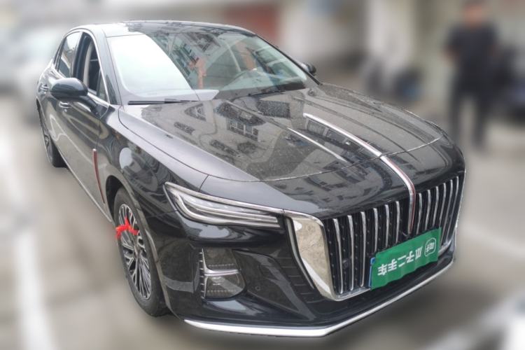 Used Hongqi H5 2024 1.5T HEV Smart Connect Flagship Edition Front Right 45 Deg
