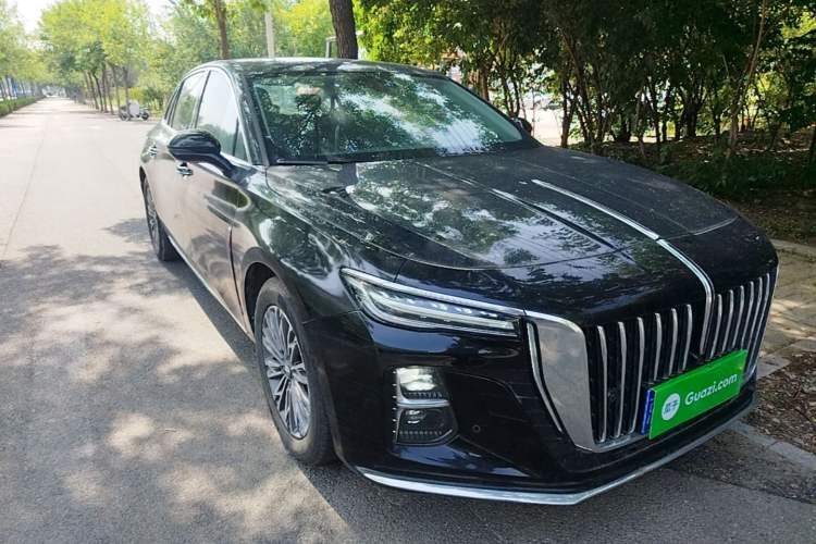 Used Hongqi H5 2024 1.5T DCT Smart Connect Flagship Edition Front Right 45 Deg