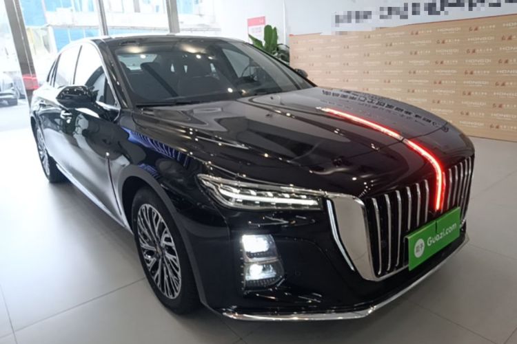 Used Hongqi H5 2024 2.0T Automatic Smart Connect Flagship Edition Front Right 45 Deg