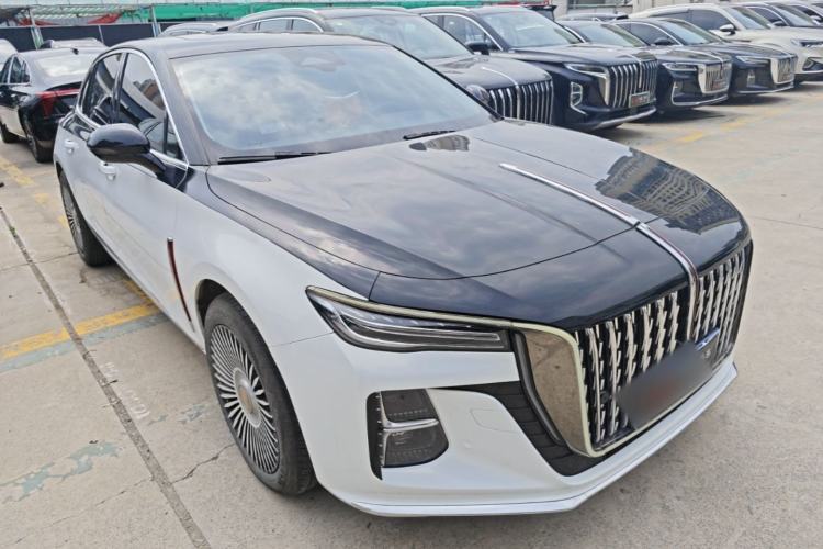 Used Hongqi H5 2024 2.0T Automatic Smart Connect Flagship Edition Front Right 45 Deg