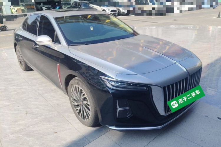 Used Hongqi H5 2024 2.0T Automatic Smart Connect Flagship Edition Front Right 45 Deg