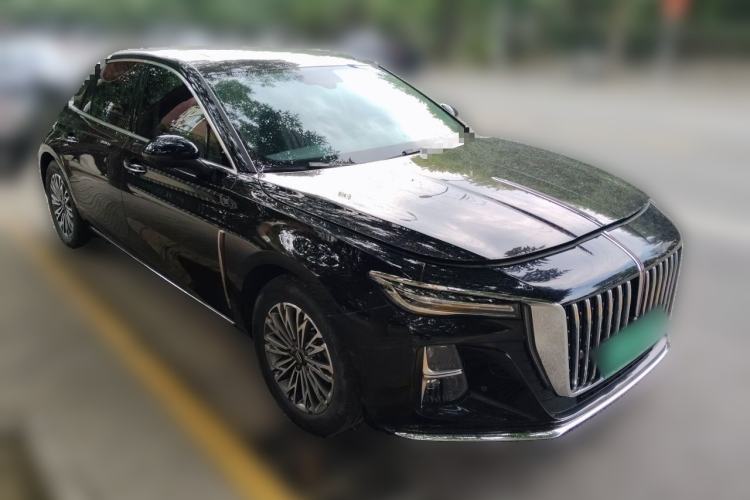 Used Hongqi H5 2024 1.5T DCT Smart Connect Flagship Edition Front Right 45 Deg