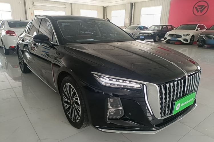 Used Hongqi H5 2024 2.0T Automatic Smart Connect Flagship Edition Front Right 45 Deg