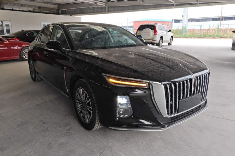 Used Hongqi H5 2024 1.5T DCT Smart Connect Flagship Edition Front Right 45 Deg
