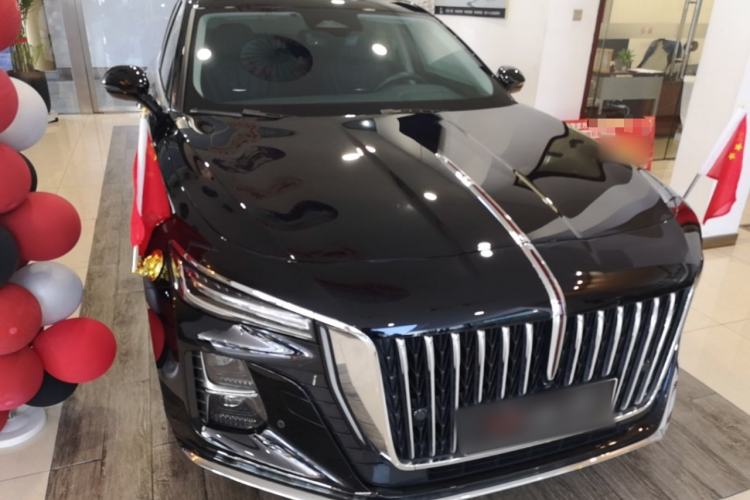 Used Hongqi H5 2024 2.0T Automatic Smart Connect Flagship Edition Front Right 45 Deg
