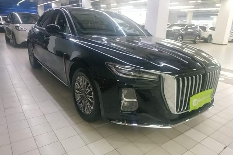 Used Hongqi H5 2024 1.5T DCT Smart Connect Flagship Edition Front Right 45 Deg
