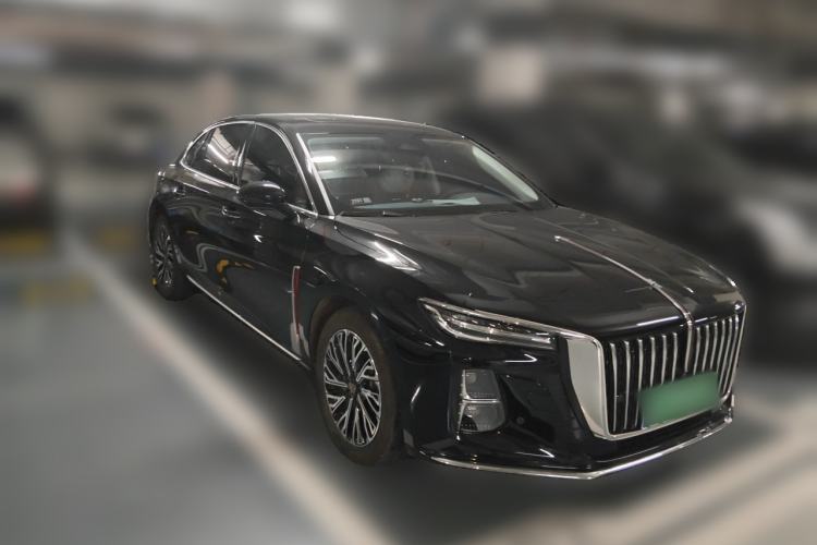 Used Hongqi H5 2024 2.0T Automatic Smart Connect Flagship Edition Front Right 45 Deg