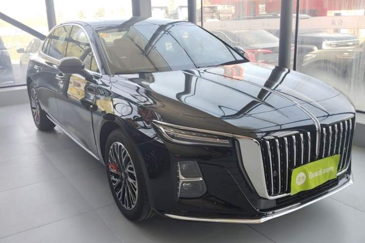 Used Hongqi H5 2024 2.0T Automatic Smart Connect Flagship Edition Front Right 45 Deg