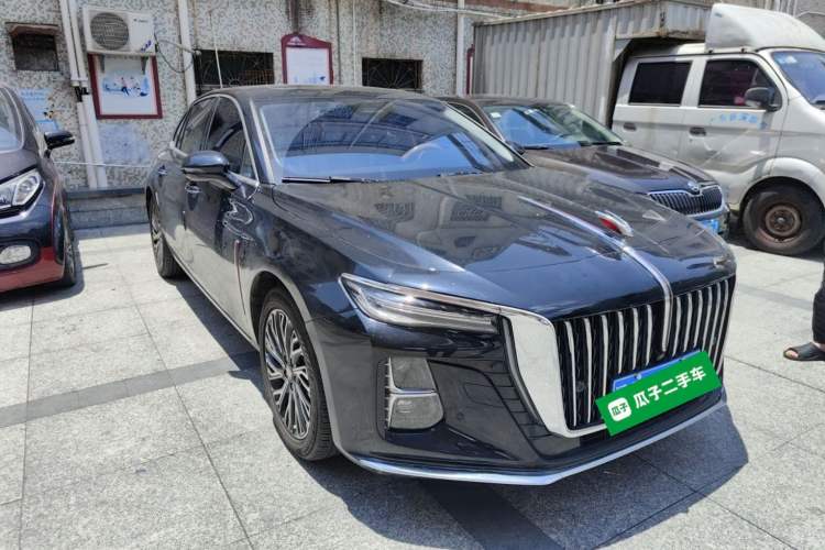 Used Hongqi H5 2024 2.0T Automatic Smart Connect Flagship Edition Front Right 45 Deg