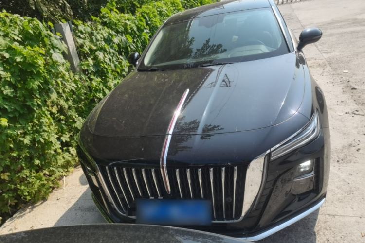 Used Hongqi H5 2024 1.5T DCT Smart Connect Flagship Edition Front