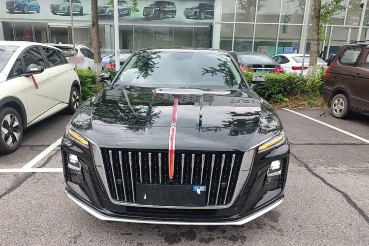 Used Hongqi H5 2024 1.5T DCT Smart Connect Flagship Edition Front