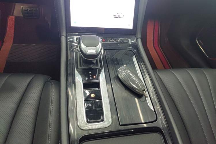 Used Hongqi H5 2024 1.5T DCT Smart Connect Flagship Edition Gear Lever