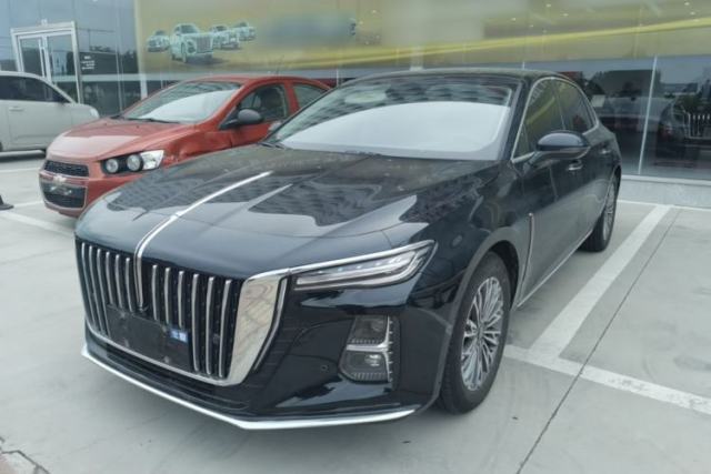 Używany Hongqi H5 2024 1.5T DCT Smart Connect Flagship Edition