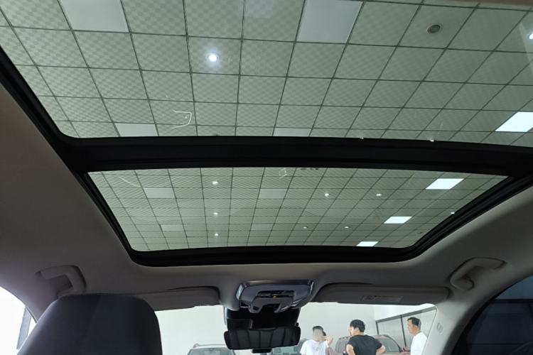 Used Hongqi H5 2024 2.0T Automatic Smart Connect Flagship Edition Headliner