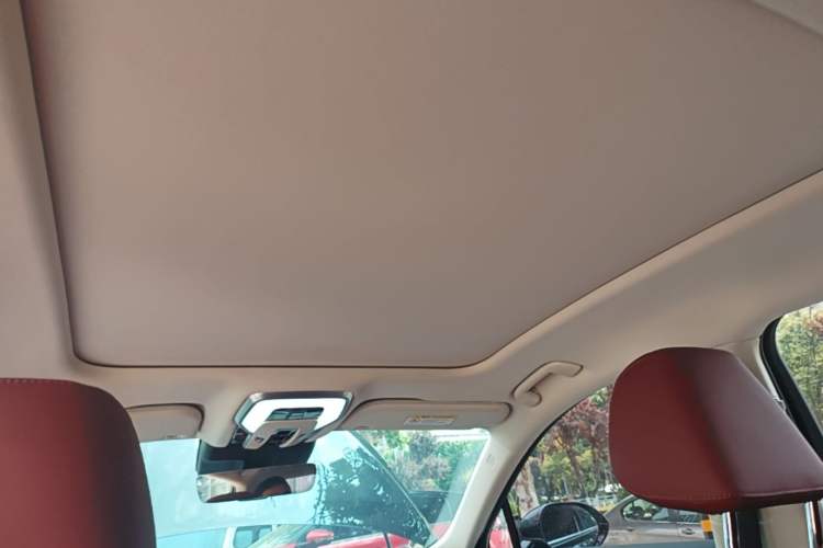 Used Hongqi H5 2024 2.0T Automatic Smart Connect Flagship Edition Headliner