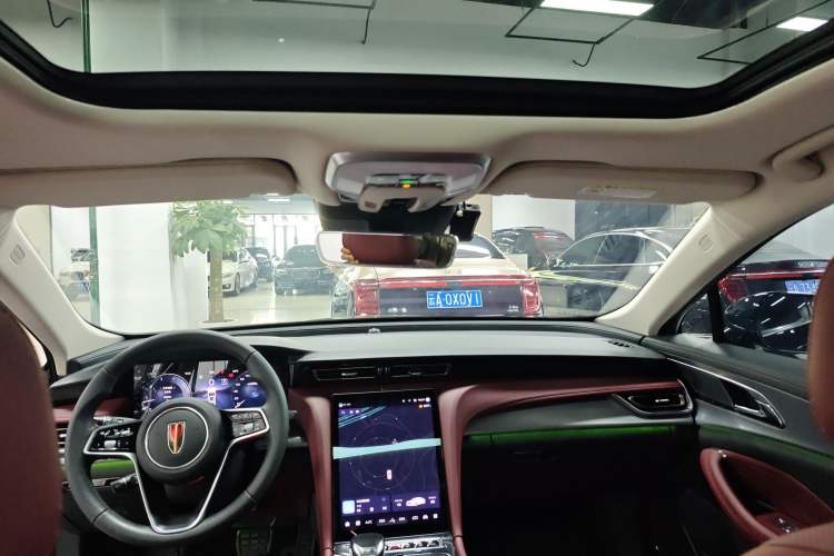 Used Hongqi H5 2024 2.0T Automatic Smart Connect Flagship Edition Headliner