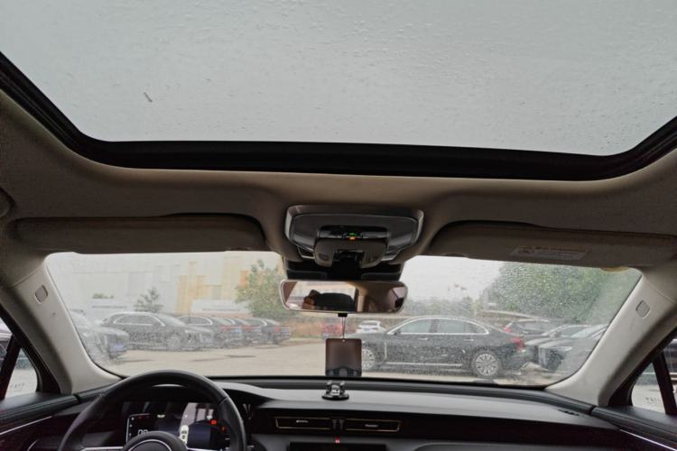 Used Hongqi H5 2024 1.5T DCT Smart Connect Flagship Edition Headliner