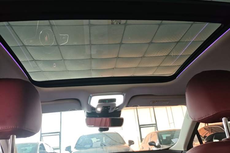 Used Hongqi H5 2024 1.5T DCT Smart Connect Flagship Edition Headliner