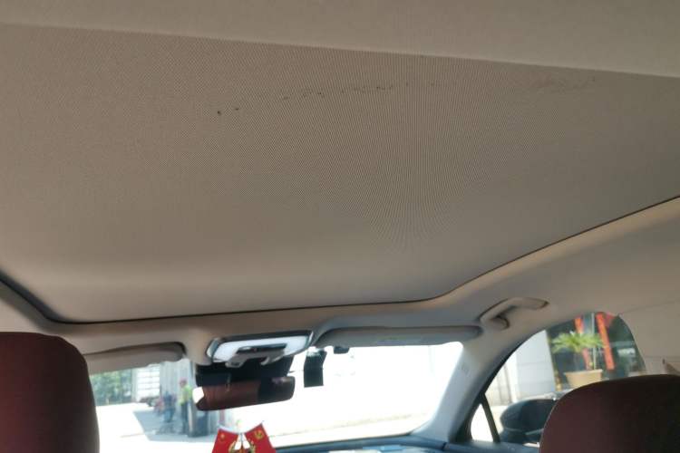 Used Hongqi H5 2024 2.0T Automatic Smart Connect Flagship Edition Headliner