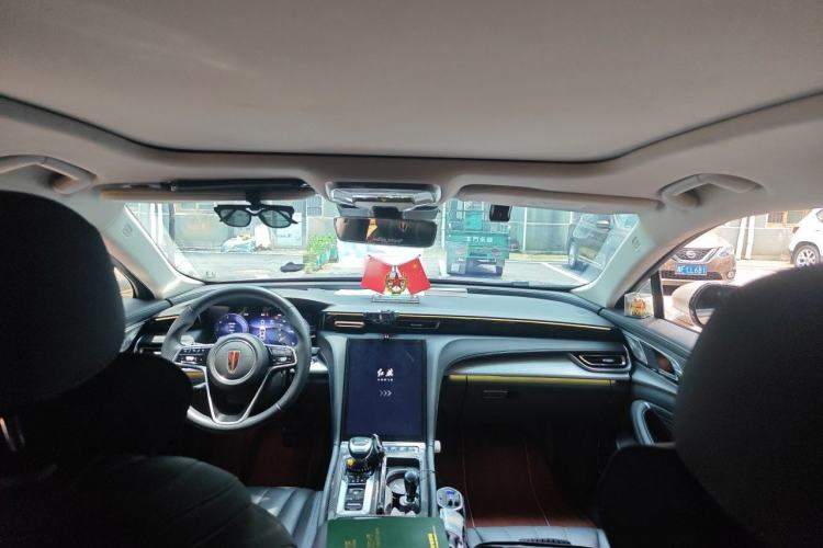 Used Hongqi H5 2024 2.0T Automatic Smart Connect Flagship Edition Headliner