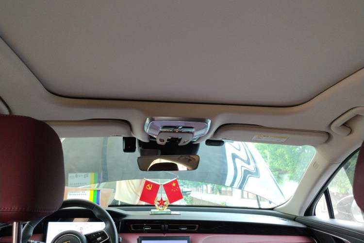 Used Hongqi H5 2024 2.0T Automatic Smart Connect Flagship Edition Headliner