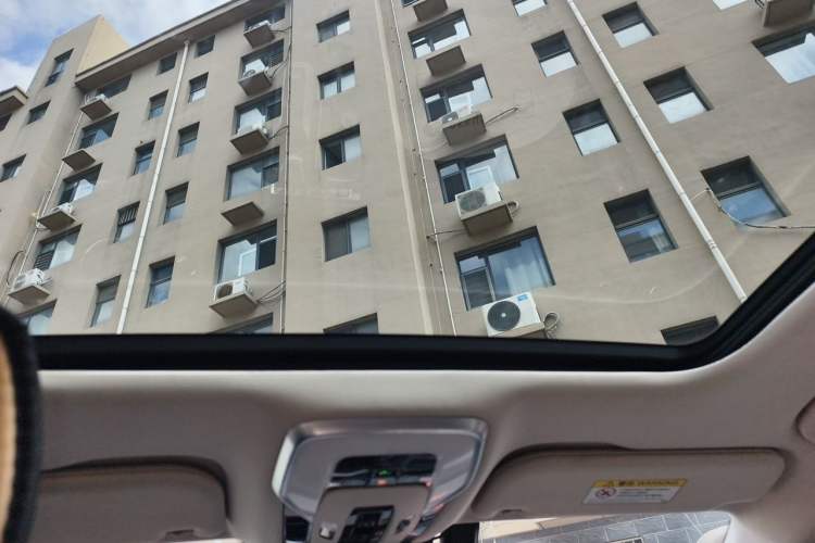 Used Hongqi H5 2024 2.0T Automatic Smart Connect Flagship Edition Headliner