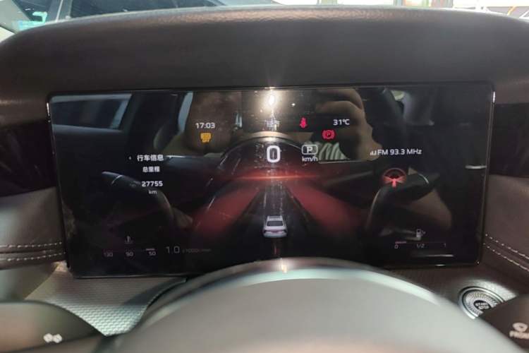 Used Hongqi H5 2024 2.0T Automatic Smart Connect Flagship Edition Instrument Cluster
