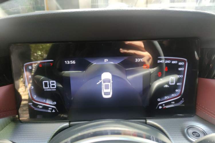 Used Hongqi H5 2024 1.5T DCT Smart Connect Flagship Edition Instrument Cluster