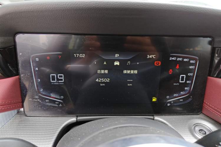 Used Hongqi H5 2024 1.5T DCT Smart Connect Flagship Edition Instrument Cluster