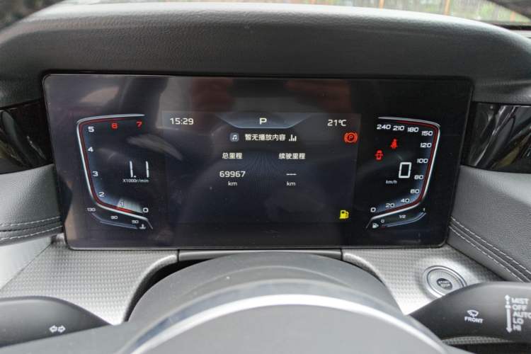 Used Hongqi H5 2024 1.5T DCT Smart Connect Flagship Edition Instrument Cluster