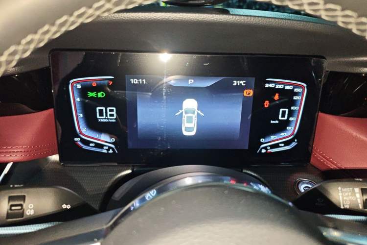 Used Hongqi H5 2024 1.5T DCT Smart Connect Flagship Edition Instrument Cluster