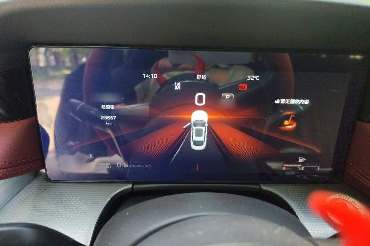 Used Hongqi H5 2024 2.0T Automatic Smart Connect Flagship Edition Instrument Cluster