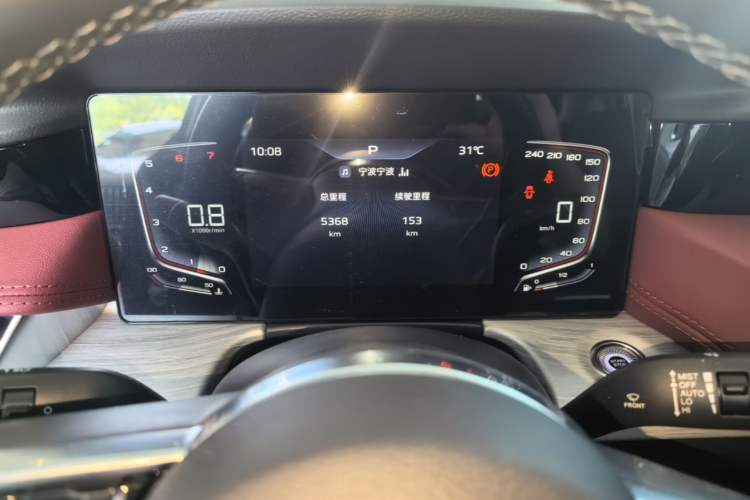 Used Hongqi H5 2024 1.5T DCT Smart Connect Flagship Edition Instrument Cluster