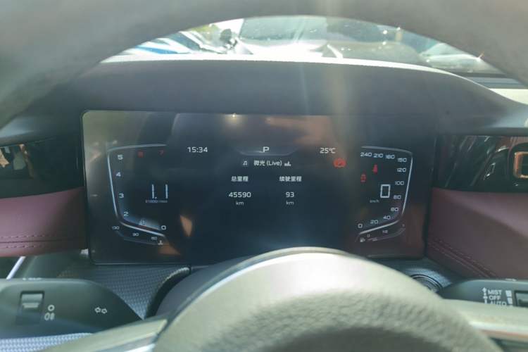 Used Hongqi H5 2024 1.5T DCT Smart Connect Flagship Edition Instrument Cluster