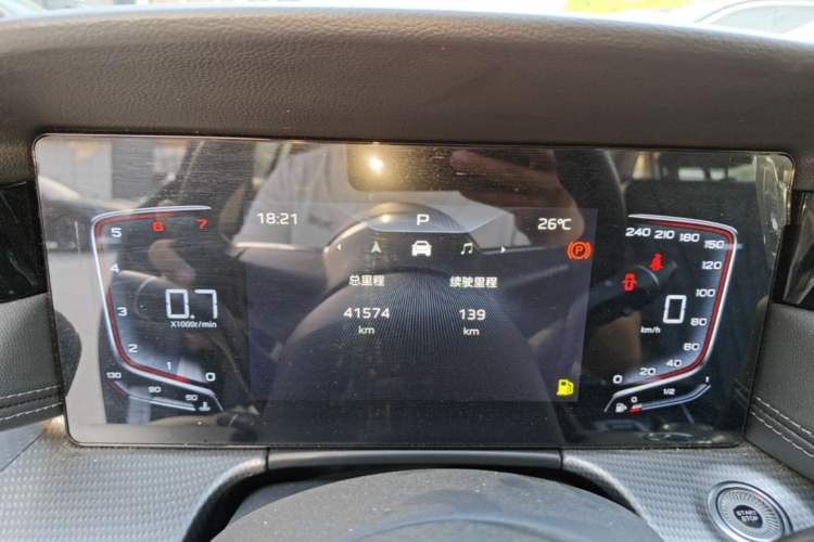 Used Hongqi H5 2024 1.5T DCT Smart Connect Flagship Edition Instrument Cluster