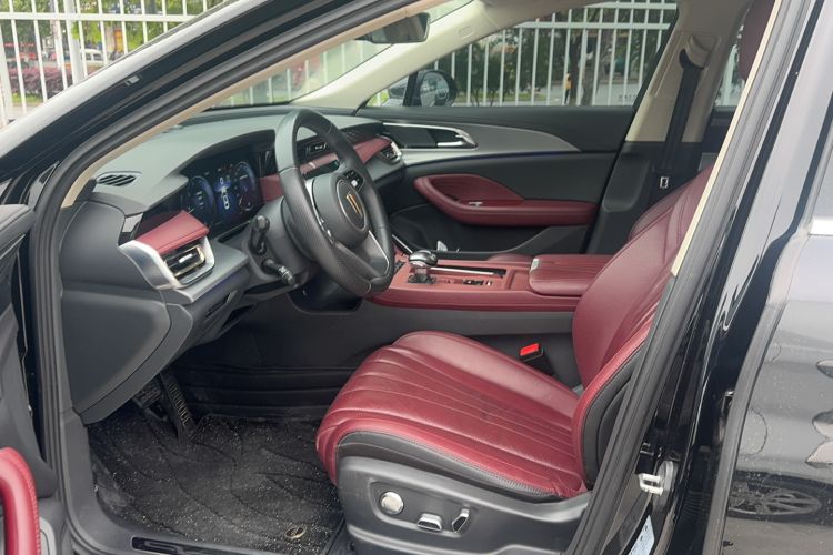 Used Hongqi H5 2024 2.0T Automatic Smart Connect Flagship Edition Interior 1