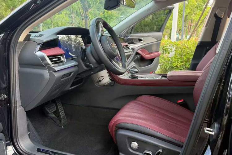Used Hongqi H5 2024 2.0T Automatic Smart Connect Flagship Edition Interior 1