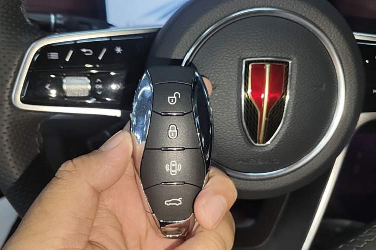 Used Hongqi H5 2024 2.0T Automatic Smart Connect Flagship Edition Interior 1