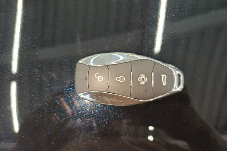 Used Hongqi H5 2024 1.5T DCT Smart Connect Flagship Edition Interior 1