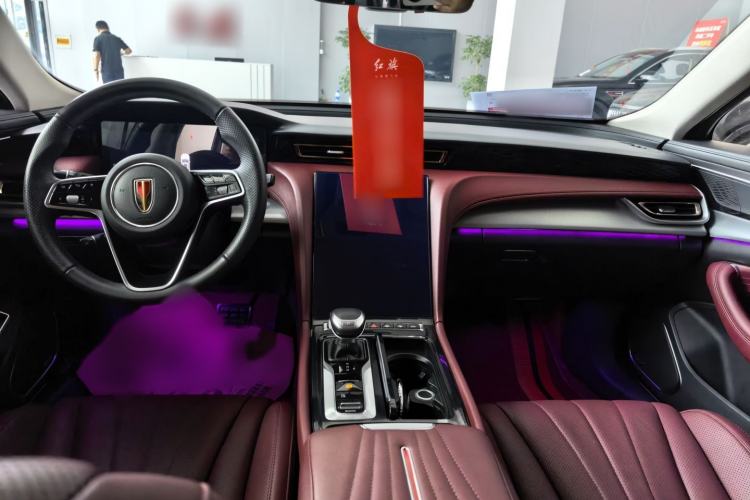 Used Hongqi H5 2024 2.0T Automatic Smart Connect Flagship Edition Interior 1