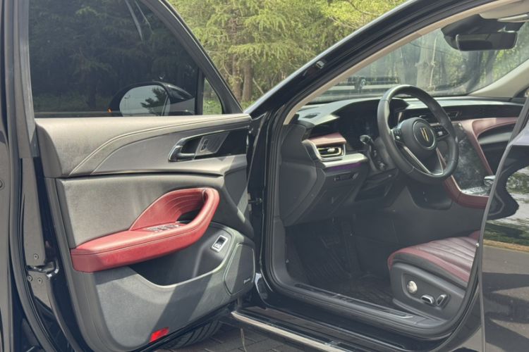 Used Hongqi H5 2024 2.0T Automatic Smart Connect Flagship Edition Interior 1