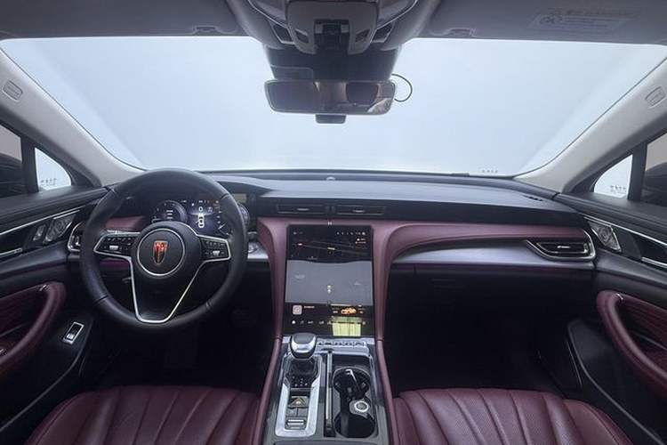 Used Hongqi H5 2024 2.0T Automatic Smart Connect Flagship Edition Interior 1