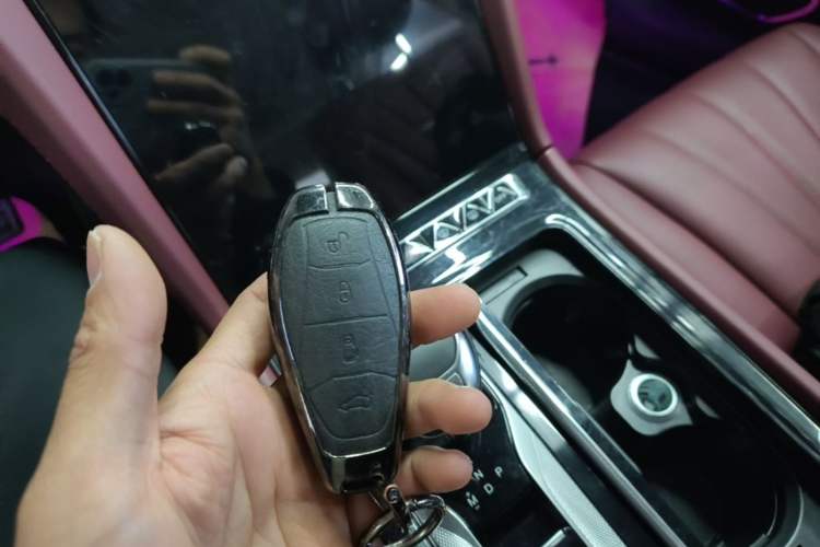 Used Hongqi H5 2024 1.5T DCT Smart Connect Flagship Edition Interior 1
