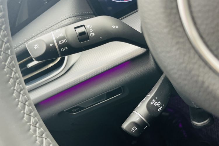 Used Hongqi H5 2024 2.0T Automatic Smart Connect Flagship Edition Interior 12
