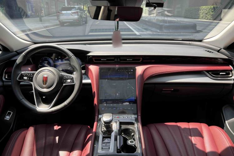 Used Hongqi H5 2024 2.0T Automatic Smart Connect Flagship Edition Interior 2
