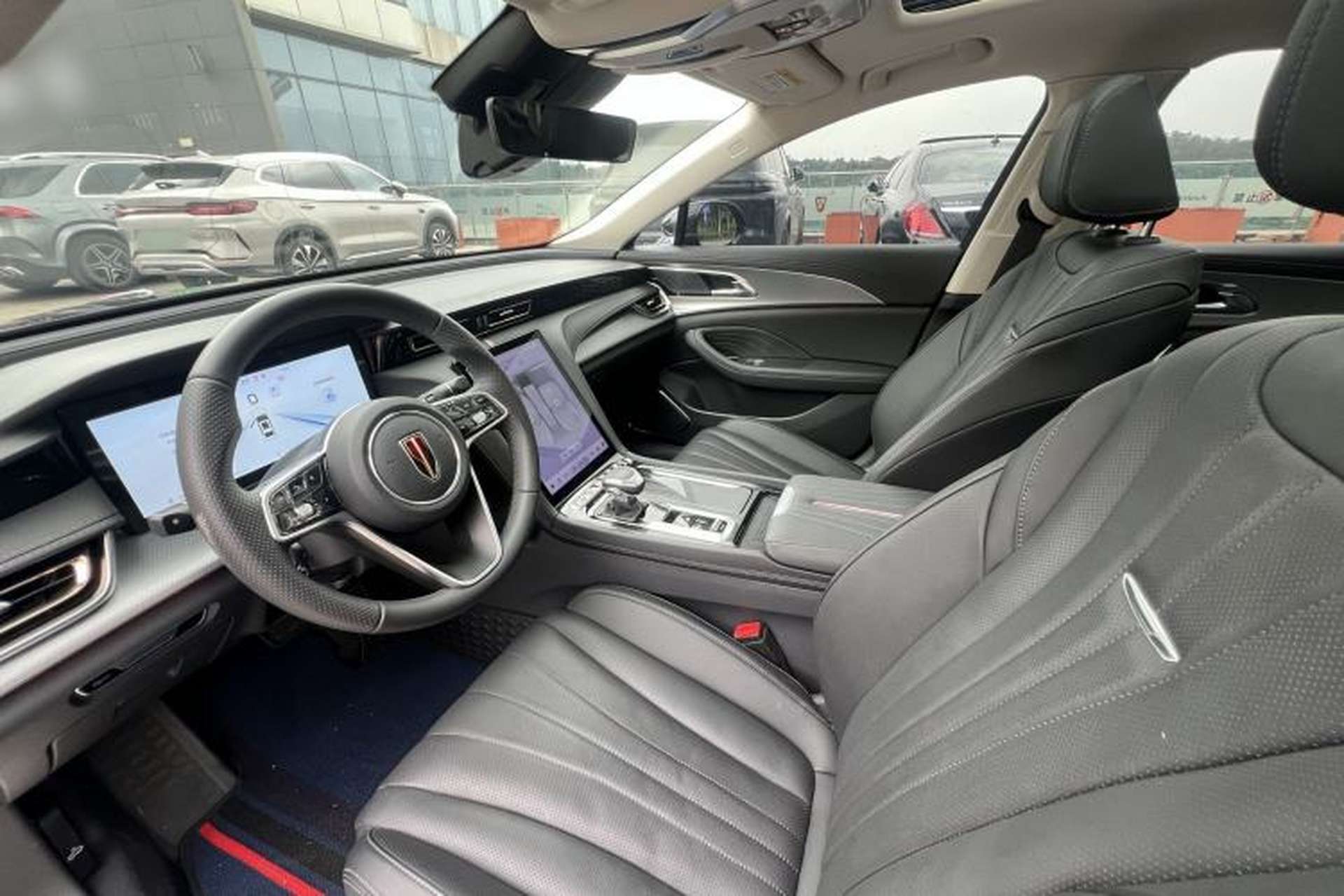 Used Hongqi H5 2024 2.0T Automatic Smart Connect Flagship Edition Interior 2