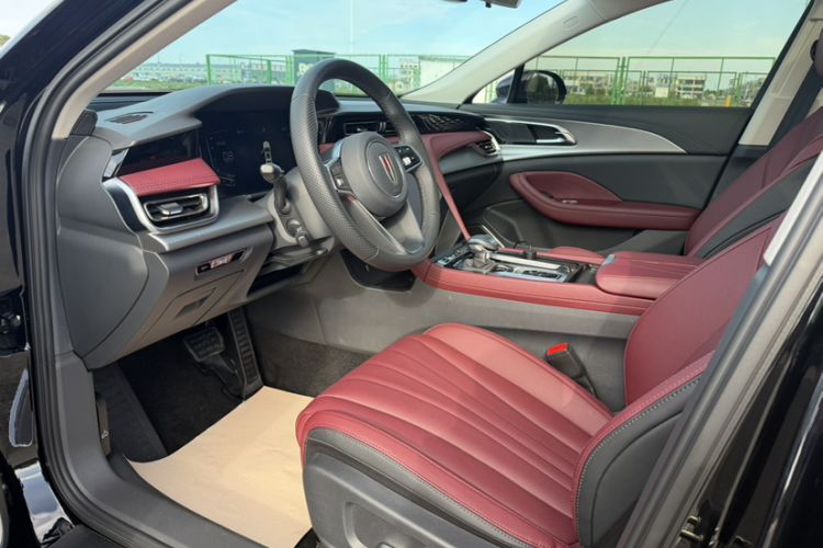 Used Hongqi H5 2024 1.5T DCT Smart Connect Flagship Edition Interior 2