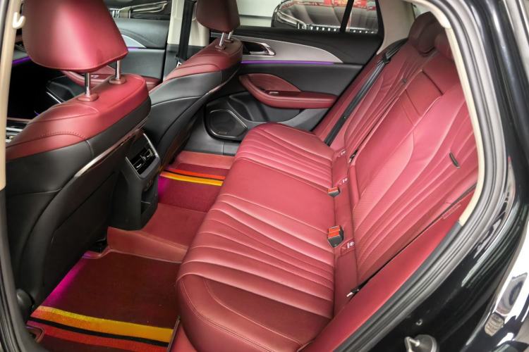Used Hongqi H5 2024 2.0T Automatic Smart Connect Flagship Edition Interior 2