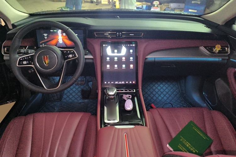 Used Hongqi H5 2024 2.0T Automatic Smart Connect Flagship Edition Interior 2